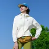 Roupas de Montanhismo Estilo Novo 2026, Roupas de Proteção Solar de Verão para Mulheres, Roupas de Proteção Solar Soltas para Uso Externo Anti-UV, Roupas de Proteção Solar de Fio Original para Mulheres