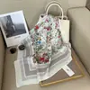 Bufanda de Rayas Blancas y Negras Clásica Nueva de Ins para Primavera y Otoño Bufanda de Seda Ligera Simple Bufanda Pequeña Venta al por Mayor