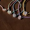 Collar de cuerda trenzada en colores macaron con engaste de múltiples puntas, con piedras cúbicas de zirconia ovaladas y cuadradas, un diseño simple y versátil para el uso diario, perfecto para mujeres jóvenes
