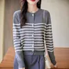 Nuevo cárdigan de punto de algodón puro con cuello redondo, de manga larga, a rayas de bloques de color, holgado, para mujer, de principios de otoño y primavera.