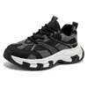 Colección otoño 2026 nueva de zapatos para hombre: populares, versátiles, casuales, atléticos, zapatillas para correr con suelas antideslizantes, plataformas gruesas y un diseño de moda "dad shoe"