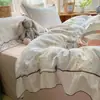 Juego de ropa de cama de cuatro piezas de algodón lavado con encaje color crema estilo japonés para niñas, funda de edredón estilo coreano, sábana bajera y funda de edredón, juego de tres piezas para dormitorio