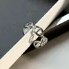 Anillo de Nariz de Cerdo Dorado y Plateado con Incrustaciones Completas de Diamantes, Anillo Abierto para Dedo Índice para Mujer, Diseño de Nicho de Lujo Ligero, Sensación de Alta Gama, Nuevo Modelo 2026
