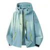 Traje de asalto para exteriores color camello mismo estilo tres en uno para mujer cortavientos impermeable forro de plumón carcasa rígida chaqueta de ropa de montañismo hombre