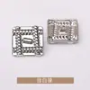 Botón cuadrado de metal estilo británico de alta gama estilo Chanel para abrigo, hebilla de pie con sellado de esmalte galvanizado cosida a mano, venta directa de fábrica