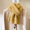 Cachecol pequeno perfurado cor de doce mistura de lã cor sólida novo outono e inverno feminino estilo coreano atmosfera aquecedor de pescoço de tricô quente
