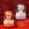 Bolsa de la Suerte para Mascotas Lindas de Nochevieja Gato que Atrae Riqueza y Tesoros Bola de Cristal Luminosa Bendición para Escritorio Pequeños Adornos Exquisitos Venta al por Mayor