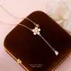 Colar de Prata Esterlina S925 com Pérola Sintética, Pétala de Flor de Pessegueiro Elegante para Mulheres, Corrente para Clavícula Artística Fofa Doce de Flor de Cerejeira Doce Japonesa