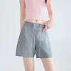 Shorts deportivos de verano para mujer en color gris, nuevo corte ajustado, adecuados para usar al aire libre, pantalones casuales de pierna ancha para fitness, con cordón para mujeres petite