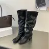 Botas altas de estilo retro con punta cuadrada, nuevo modelo otoño e invierno 2026, botas largas de tacón grueso arrugadas y apiladas, botas slip-on versátiles
