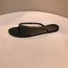 Chinelos de Verão 2026 Novo Estilo com Pedras Strass, Chinelos de Solado Plano, Sandálias de Praia para Mulheres, Estilo Versátil Preto