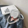 Bolsa de design de nicho para mulheres verão 2023 nova moda simples amor bag textura versátil mini ombro messenger bag