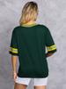 Camiseta feminina solta com decote em V, meia manga, estampa de letras esportivas europeias e americanas, produtos internacionais