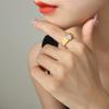 Anillo estilo francés con diseño de nicho que no se decolora. Pulsera de circonitas blancas y verdes con incrustaciones de estilo retro. Anillo chapado en oro que no se decolora.