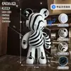 1.12m 1.6m Oso de Dibujos Animados Pintado a Mano con Altavoz Bluetooth Decoración Creativa Villa Hotel Péndulo Grande