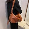 Bolso Tote de Axila Simple de Alta Gama de Gran Capacidad de Color Puro Bolso de Mujer 2023 Nuevo Otoño e Invierno Casual Hombro Cruzado
