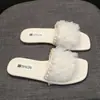 Zapatillas Blancas Estilo Hada Grulla de Almohada con Punta Cuadrada Francesa para Mujer, Modelo Nuevo Verano 2026, Sandalias Deslizantes de Suela Plana para Uso en Exteriores en la Playa