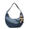 Bolsa de Ombro Única Jeans Retrô em Forma de Crescente Feminina Grande Capacidade Casual Transversal Simples para o Dia a Dia Bolsa Tote Atacado