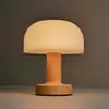 Luminária de Mesa Redonda LED Cogumelo Criativa Dimerizável Transfronteiriça para Uso Noturno, Luz Noturna Suave USB, Luminária de Cabeceira, Recarregável