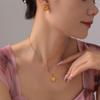 Moda Elegante Retrô Francesa Aço Titânio Joias Conjunto Textura Única Amor Incrustado Pérola Sintética Pingente Joias
