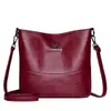 Bolsa Casual Bolsa Balde Mulher 2025 Nova Europeia e Americana Retrô Bolsa Feminina Grande Capacidade Trabalho Ombro Transversal