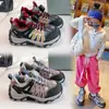 Zapatillas de suela blanda estilo coreano Otoño 2026, zapatos de senderismo versátiles y modernos para niños, zapatos casuales retro y ligeros para niños y niñas