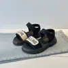 Sandalias para Niños 2025 Sandalias de Verano para Mujer Suela Suave Nueva Zapatos para Niñas Niños Medianos y Grandes Casuales Modernas Zapatos de Playa