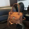 Bolsa Feminina Pequena Tote Outono e Inverno Camurça Retro Bolsa Feminina High-End Leve Luxo Versátil Bolsa Nicho Coreano