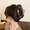 Pinza para Perro con Estampado de Leopardo y Cortes para Mujer, de Alta Gama, Nuevo Otoño e Invierno 2025 para Volumen del Cabello, Pinza de Tiburón para Accesorios del Cabello en la Parte Posterior de la Cabeza