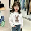 Camiseta de Manga Larga para Niña Estilo Nuevo Otoño 2026 Bebé Niña Holgada Estampado de Dibujos Animados Top Moderno Femenino