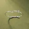 Pulseiras Finas de Pérola de Alto Padrão para Mulheres 2026 Novo Estilo Luxo Leve Nicho Pulseiras de Alto Padrão Exquisite Empilháveis Versátil Joia de Mão