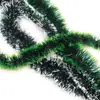 2,6m Camadas de Decorações de Natal Criptografadas em Verde Escuro com Bordas Brancas e Verdes, Fitas Coloridas, Flocos de Neve e Tiras de Pelo Branco para Decoração de Cenário