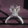 Explosiones de comercio electrónico transfronterizo en Europa y Estados Unidos color retro de lujo tesoro anillo de compromiso femenino alta calidad esmeralda r4894