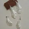 Pendientes de Gancho con Borla Hechos a Mano, Ligeros como Plumas, para Mujer, Lujo Accesible, Elegantes, Modernos y de Moda
