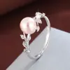 Anillo de Venta Caliente Transfronterizo Ramas y Hojas de Vid Exquisitas Europeas y Americanas con Perlas Rosas Encuentro Diamante Incrustado Arte Venta Directa de Fábrica