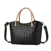 Bolso de Mano de Moda Tendencia y Versátil, Bolso Popular para Mujer, Nuevo Modelo 2025 para Verano, Bolso Cruzado de Hombro Único