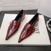Sapatos Rasos Femininos de Bico Fino, Novo Estilo Primavera e Outono 2025, Uso Dupla Face, Salto Baixo, Estilo College Britânico, Sapatos Casuais de Couro para Mulheres