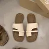 Chinelos slip-on Chuyuji para mulheres, para usar no verão ao ar livre, novo estilo simples vintage 2026, adequados para combinar com saias