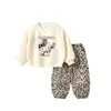 Conjunto Feminino 2026 Primavera/Outono Novo Moletom Cartoon Calça Jogger Estampa de Leopardo ins Doce Duas Peças Macio e Fofo