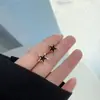Brincos de Aço Titânio com Concha Preta e Estrela de Cinco Pontas em Ouro Rosé Brincos Femininos Brincos Simples Coreanos Elegantes Celebridade da Internet Acessórios de Orelha de Luxo Leve
