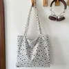 Bolsa tote relaxada, estilo vintage, com estampa de estrelas, estilo coreano, para o dia a dia casual, grande capacidade, moderna e adequada para o trajeto