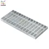 Grelha de aço soldada por resistência de alta resistência com aço chato serrilhado, espessada para suporte de carga, antiderrapante, drenante, piso metálico com grelha de aço