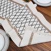 Duas cores tecido borla americano algodão e linho mesa corredor costura material natural tapete de mesa de férias cobertura decorativa toalha fábrica fornecimento direto