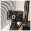 Bolso Cuadrado Pequeño Avanzado con Cadena Bolso de Mujer 2024 Nueva Moda Bolso de Hombro Comercio Exterior Transfronterizo Bolso Bandolera Combinable