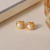 Brincos de Pérola Versáteis, Simples e Elegantes, para Mulheres, Design de Nicho, Luxo Leve, Sensação de Alta Qualidade, Acessórios de Orelha de Pérola em Formato de Flor