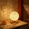 Luminária de Bola de Rattan B&B Luz Noturna LED Luminária Céu Estrelado Lua Luminária de Mesa USB Luminária de Quarto Luminária de Cabeceira Projeção de Céu Estrelado Dimerizável