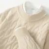 Suéter grueso 100% lana para otoño e invierno, suéter de punto trenzado de cuello alto medio para hombre, tejido de punto cálido moderno y versátil