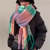 Bufanda para Mujer Otoño e Invierno Estilo Coreano Nuevo Estilo Europeo y Americano Engrosada de Moda Hilo Circular Cuadros Arcoíris Cálida para el Cuello Moda
