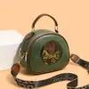Bolsa feminina transfronteiriça, luxo leve vintage com toque de alta qualidade, bolsa de mão com estampa em relevo, grande capacidade, versátil para o dia a dia, bolsa de ombro e transversal