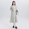 Atuendo formal para entrevista de estudiante universitario, ropa profesional estilo universitario, blazer de manga larga, traje de falda plisada, ropa de trabajo para maestra en otoño